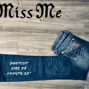 EUC Miss Me Bootcut Feather Bling Jeans Size 28